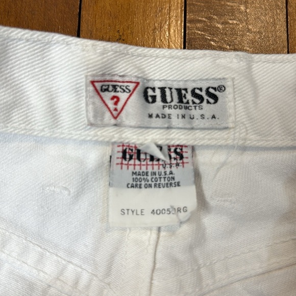 Guess White Cutoff Jean Shorts 26x3.5" Size 27 - Picture 5 of 6